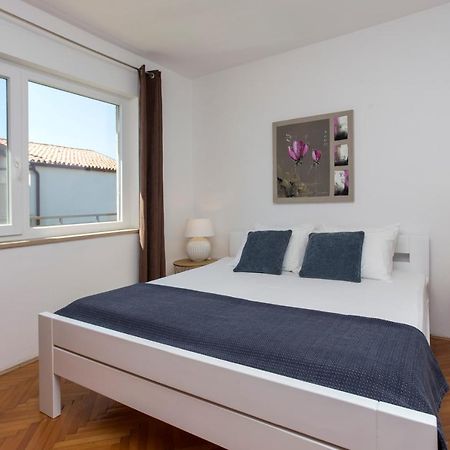 "Andrija" Apartmen'S บานโจเล ภายนอก รูปภาพ