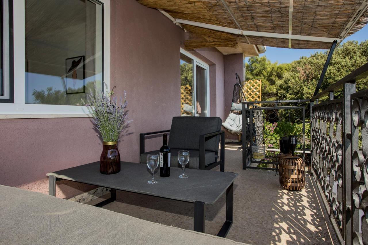 "Andrija" Apartmen'S บานโจเล ภายนอก รูปภาพ