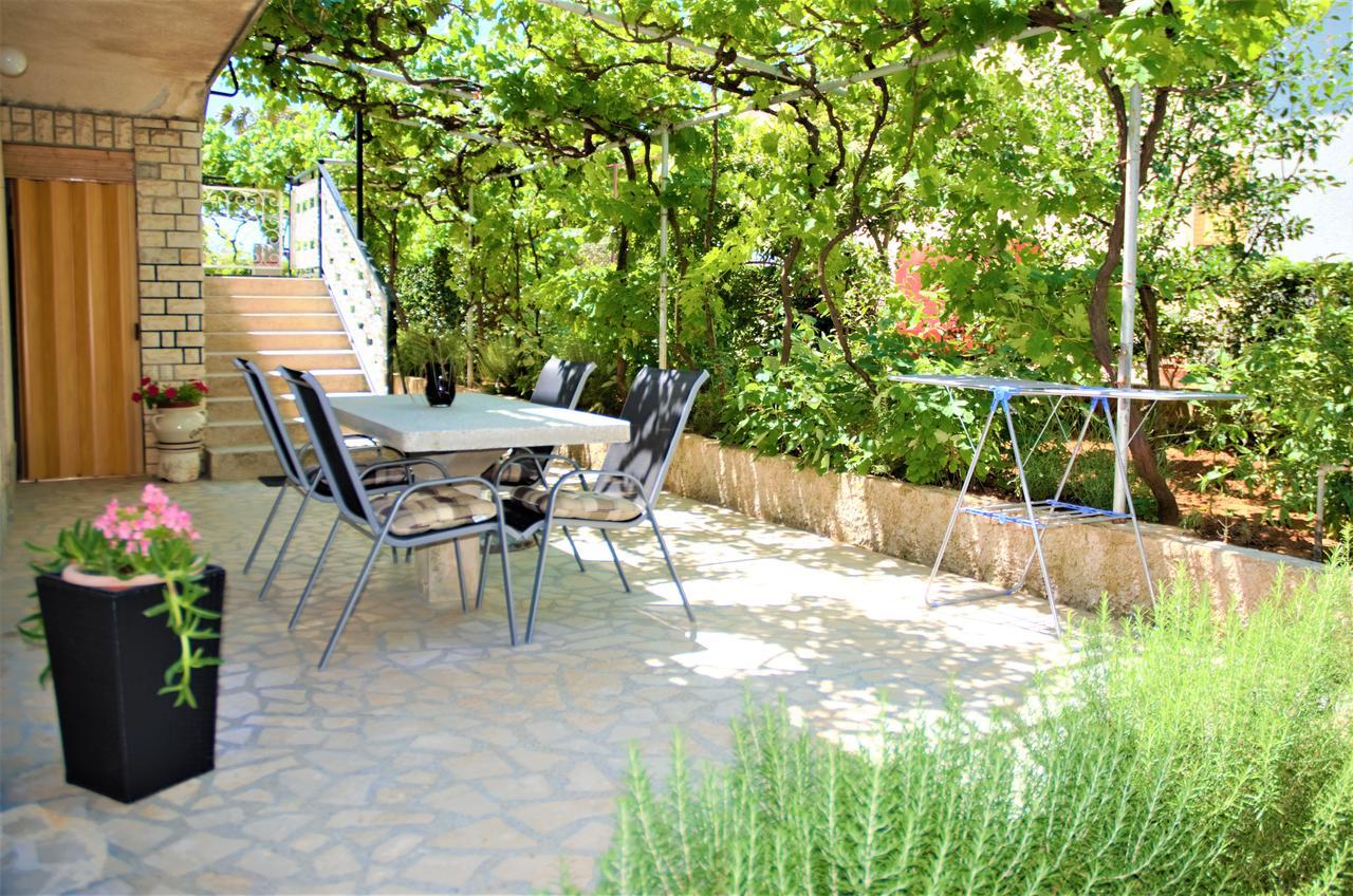 "Andrija" Apartmen'S บานโจเล ภายนอก รูปภาพ